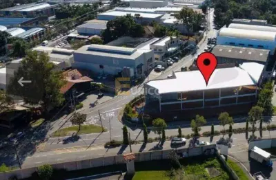 Prédio Comercial para alugar em Vista Alegre de 771.00m² com 22 Garagens