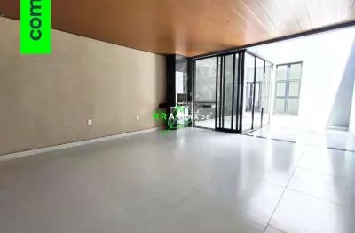 Casa para venda em Residencial San Diego de 120.00m² com 3 Quartos, 1 Suite e 3 Garagens