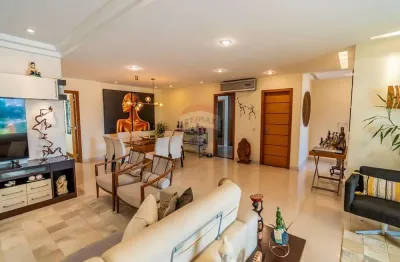 Cobertura para venda em Jardim Guanabara de 295.00m² com 3 Quartos e 6 Garagens