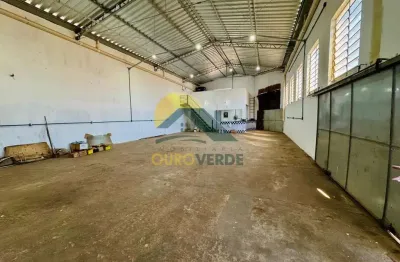 Galpão / Depósito / Armazém para venda em Vila Boa Vista de 244.00m² com 3 Garagens