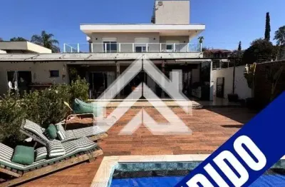 Casa de Condomínio para venda em Residencial Florença de 340.00m² com 3 Quartos, 1 Suite e 4 Garagens