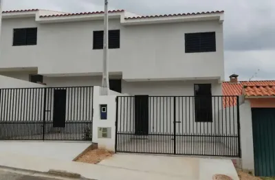 Casa para venda em Jardim Vila São Domingos de 63.00m² com 2 Quartos e 2 Garagens