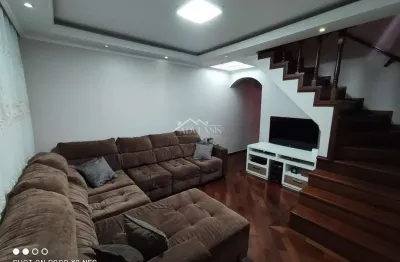 Sobrado para venda em Dos Casa de 302.00m² com 4 Quartos, 1 Suite e 2 Garagens