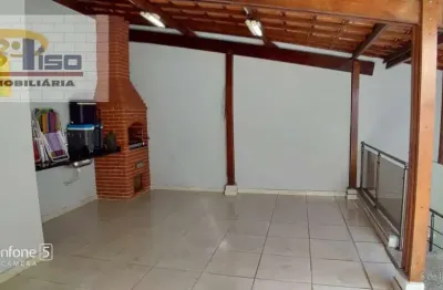 Sobrado para venda em Vila Ré de 260.00m² com 3 Quartos, 1 Suite e 2 Garagens