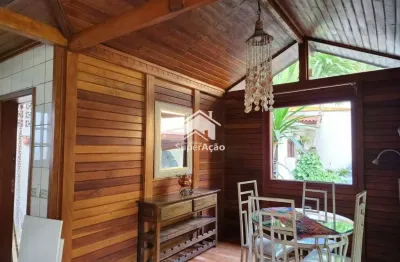 Casa de Condomínio para venda e aluguel em Região Central de 730.00m² com 2 Quartos, 1 Suite e 2 Garagens