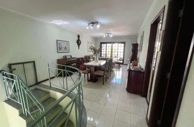 Casa para venda em Jardim Quintas Das Videiras de 152.00m² com 3 Quartos, 1 Suite e 4 Garagens