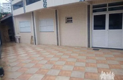 Casa para venda em Ocian de 146.00m² com 5 Quartos, 3 Suites e 2 Garagens