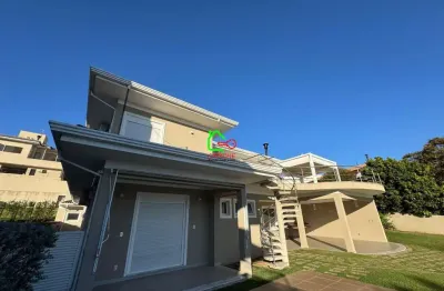 Casa para venda em Pinheirinho de 734.00m² com 4 Quartos, 4 Suites e 6 Garagens