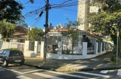 Casa para venda em Vila Itapura de 210.00m² com 11 Quartos, 2 Suites e 2 Garagens