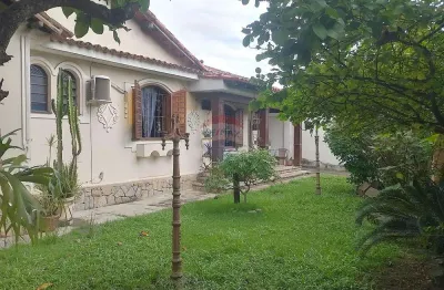 Casa para venda em Senador Vasconcelos de 313.00m² com 4 Quartos, 2 Suites e 3 Garagens