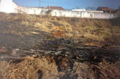 Terreno à venda na Rua Luiz Romanelli, Vila Regina Célia, Cruzeiro