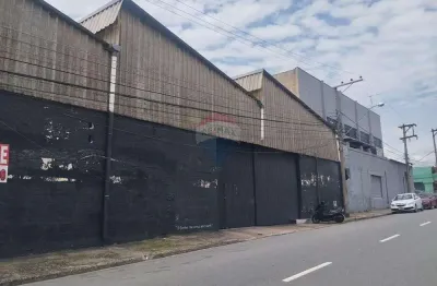 Galpão / Depósito / Armazém para alugar em Vila Agrícola de 900.00m²