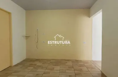 Casa para alugar em Parque Universitário de 60.00m² com 1 Quarto