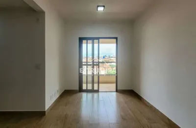 Apartamento para alugar em Centro de 70.00m² com 2 Quartos, 1 Suite e 1 Garagem
