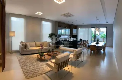 Casa para alugar em Residencial E Empresarial Alphaville de 267.00m² com 3 Quartos, 3 Suites e 4 Garagens