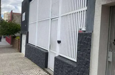 Sala Comercial para alugar em Barcelona de 210.00m² com 2 Garagens