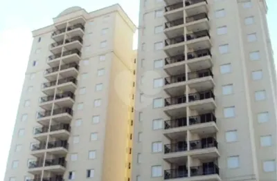 Apartamento para alugar em Rudge Ramos de 70.38m² com 3 Quartos, 1 Suite e 2 Garagens