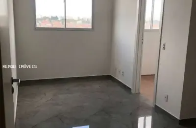 Apartamento para alugar em Vila Sacadura Cabral de 38.00m² com 2 Quartos