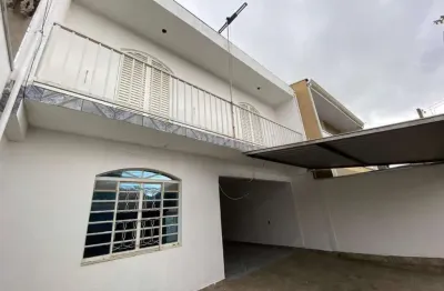 Casa para venda em Jardim Ouro Preto de 150.00m² com 4 Quartos, 1 Suite e 3 Garagens