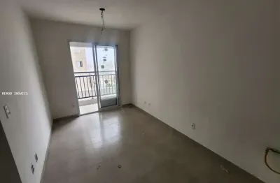 Apartamento para venda em Vila Eldízia de 40.00m² com 2 Quartos e 1 Garagem