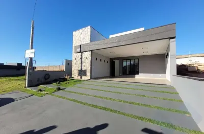 Casa para venda em Lívia Iii de 180.00m² com 3 Quartos, 3 Suites e 2 Garagens