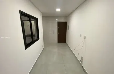 Apartamento para alugar em Vila Vitória de 47.00m² com 2 Quartos e 1 Garagem