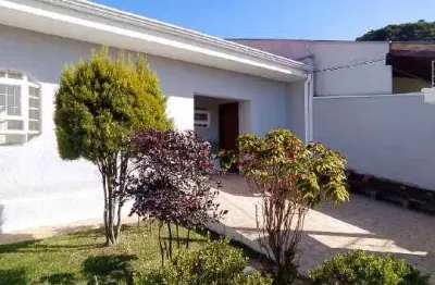 Casa para venda em Vila Frezzarim de 179.00m² com 3 Quartos, 2 Suites e 5 Garagens