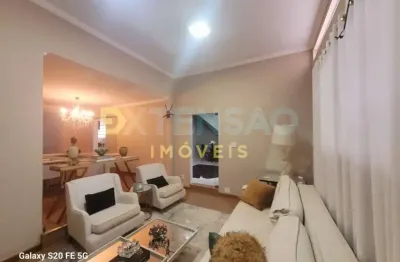 Casa para alugar em Jardim Nova Yorque de 220.00m² com 4 Quartos, 2 Suites e 3 Garagens