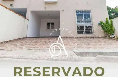 Sobrado para venda em Alto Boqueirão de 85.00m² com 3 Quartos e 2 Garagens