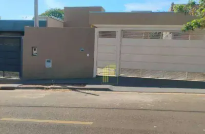 Casa para venda em Conjunto Habitacional São Deocleciano de 120.00m² com 3 Quartos, 1 Suite e 3 Garagens