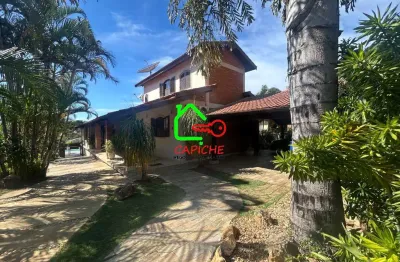 Casa para venda em Vista Alegre de 345.00m² com 4 Quartos, 2 Suites e 2 Garagens