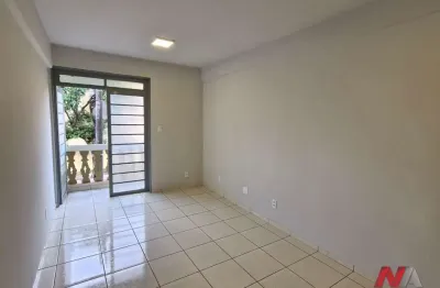 Apartamento para alugar em Jardim Panorama de 104.00m² com 3 Quartos, 1 Suite e 1 Garagem