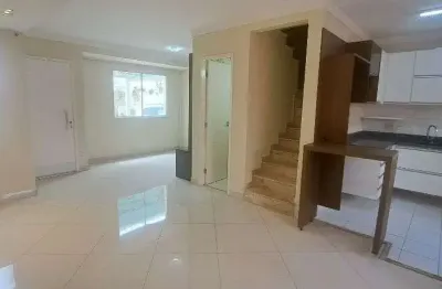 Casa de Condomínio para alugar em Parque Imperador de 80.00m² com 3 Quartos, 1 Suite e 2 Garagens