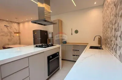 Casa de Condomínio para venda em Quintais Do Imperador de 100.00m² com 2 Quartos, 1 Suite e 2 Garagens