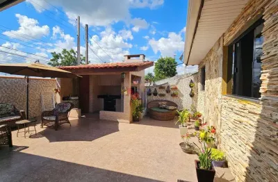 Casa com 3 quartos à venda no Capela Velha, Araucária 