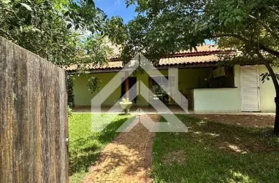 Casa de Condomínio para alugar em Residencial Florença de 250.00m² com 3 Quartos, 1 Suite e 10 Garagens