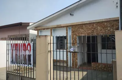 Casa com 3 quartos à venda na Rua São Paulo, 169, Vila Santana, Valinhos