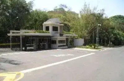 Casa de Condomínio para venda em Condomínio Chácara Flora de 400.00m² com 3 Quartos, 1 Suite e 5 Garagens