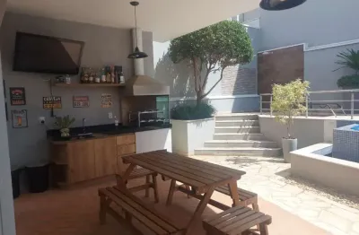 Casa de Condomínio para venda em Condomínio Le Village de 222.00m² com 3 Quartos, 3 Suites e 4 Garagens