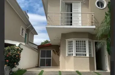 Sobrado para venda e aluguel em Jardim Belvedere de 187.00m² com 3 Quartos, 1 Suite e 3 Garagens