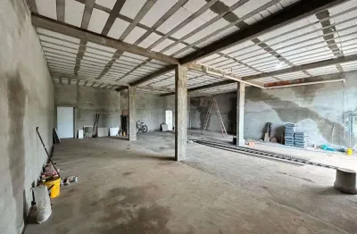 Galpão / Depósito / Armazém para alugar em Techno Park de 290.00m² com 4 Garagens