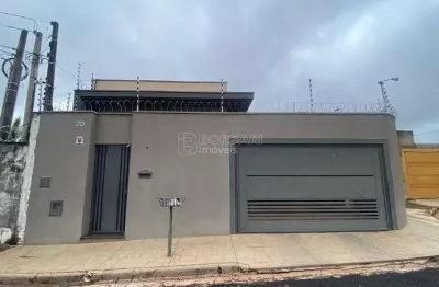 Casa para venda em Parque Residencial Vale Do Sol de 218.00m² com 3 Quartos, 1 Suite e 3 Garagens