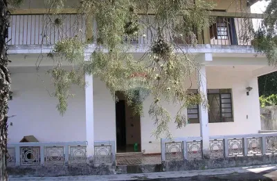 Chácara para venda em Papucaia de 96000.00m² com 5 Quartos e 8 Garagens