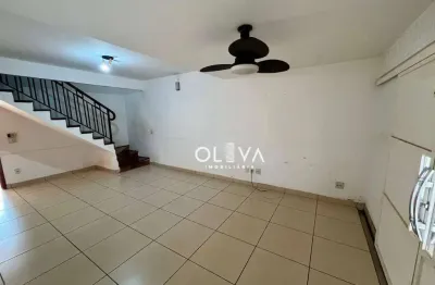 Sobrado para alugar em Jardim Panorama de 224.00m² com 4 Quartos, 1 Suite e 3 Garagens