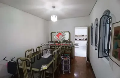 Casa para venda em Centro de 280.00m² com 4 Quartos e 3 Garagens