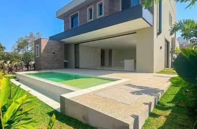 Casa de Condomínio para venda em Reserva Santa Luisa de 424.00m² com 5 Quartos, 5 Suites e 6 Garagens