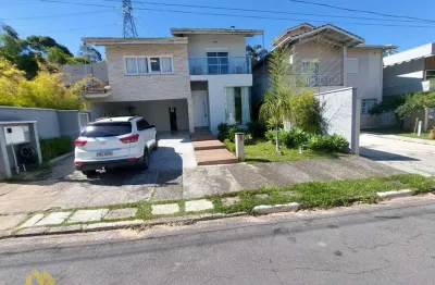 Casa de Condomínio para alugar em Vila Oliveira de 240.00m² com 4 Quartos, 1 Suite e 4 Garagens