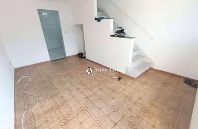 Casa com 2 quartos à venda na Rua João Guerra, 145, Macuco, Santos