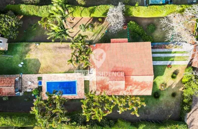 Casa para venda em Capela Do Barreiro de 274.00m² com 3 Quartos, 1 Suite e 6 Garagens