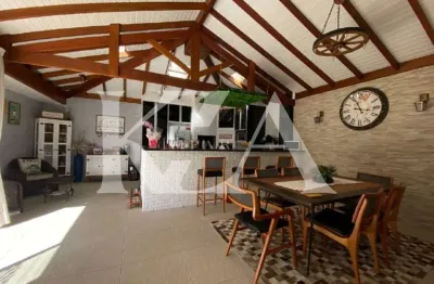 Casa para venda em Eloy Chaves de 227.00m² com 2 Quartos, 2 Suites e 4 Garagens